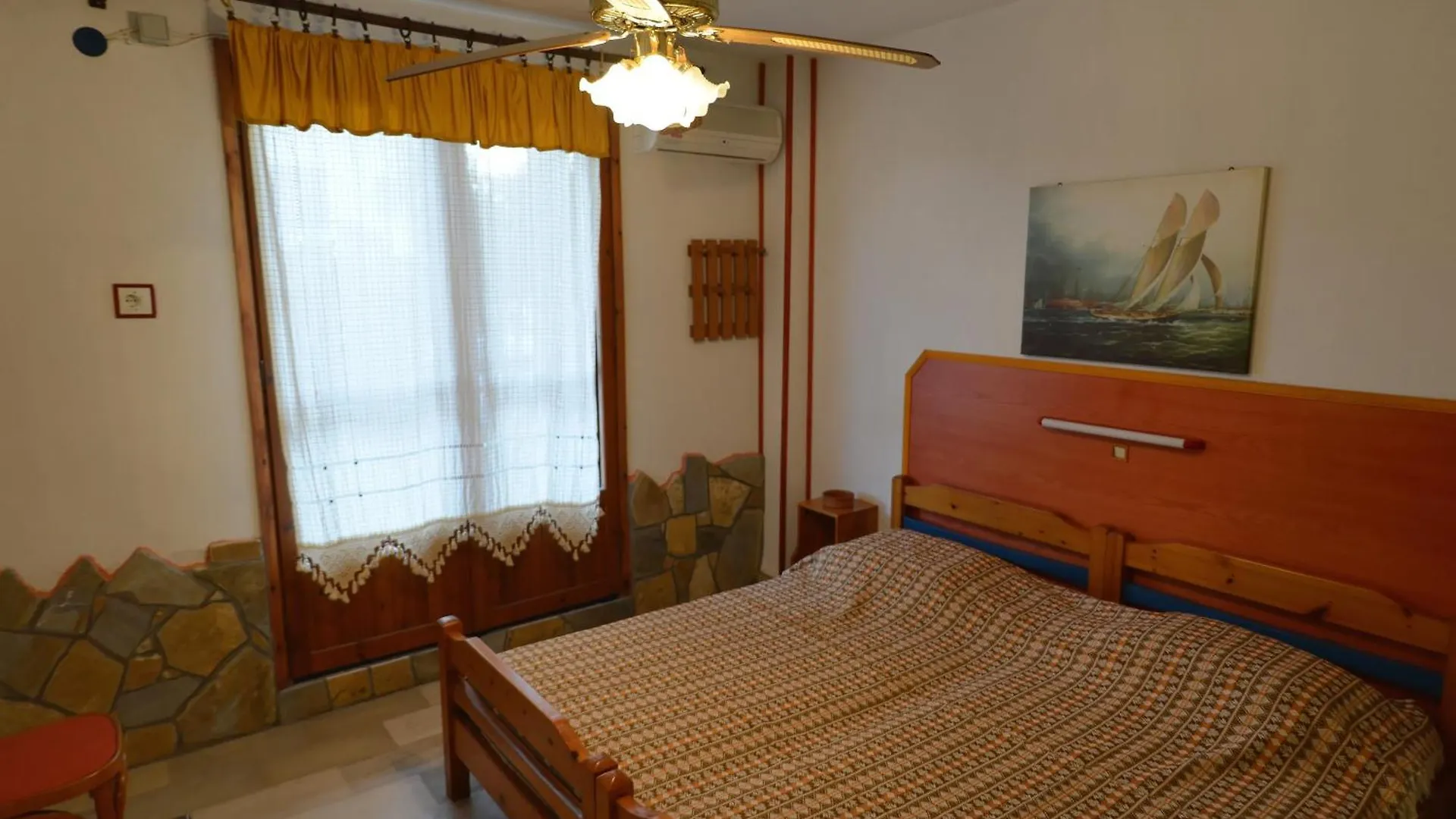 Studios Oasis Apartment Neos Marmaras