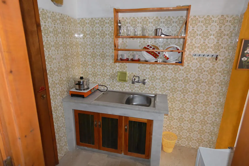 Studios Oasis Apartment Neos Marmaras