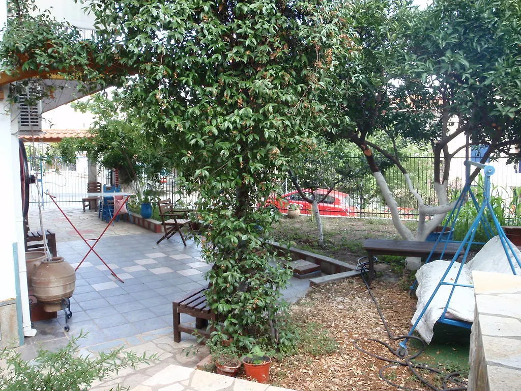 Studios Oasis Apartment Neos Marmaras