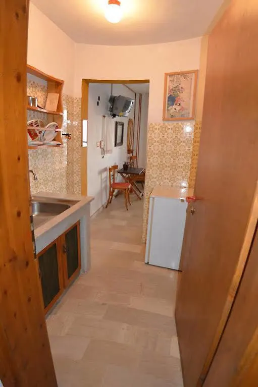 Studios Oasis Apartment Neos Marmaras